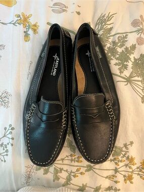 Eastland Black Leather Slip-On Penny Loafers